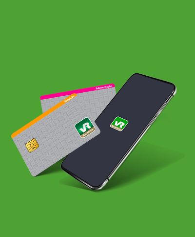 Homem com cartão na mão